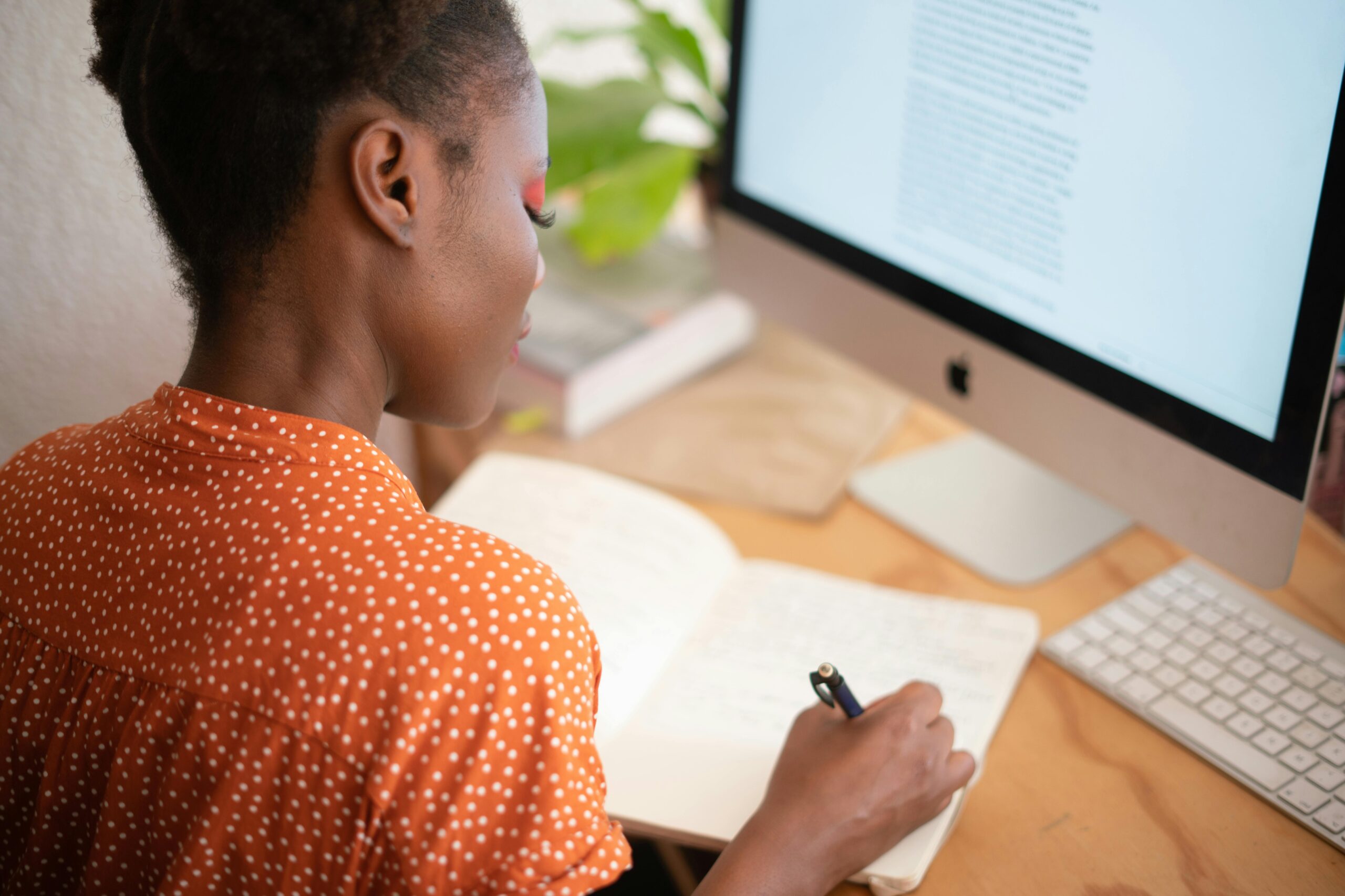  A Complete Guide to Freelance Writing Skills 2025 for Beginners in Kenya